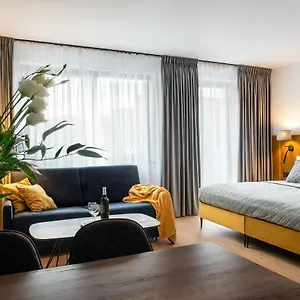  Aparthotel Inpoint Drive - Stay&park Free Polsko